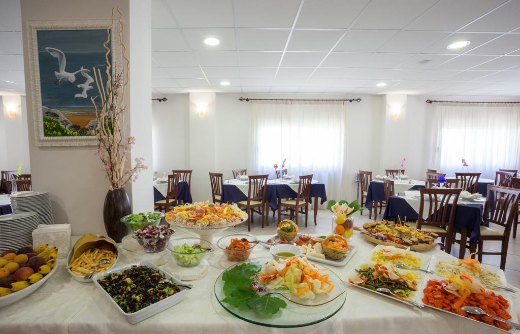 Hotel Caggiari Senigallia Bagian luar foto