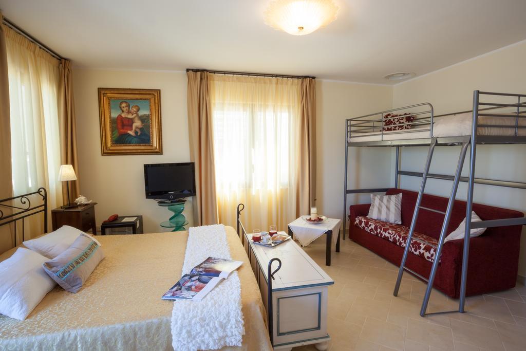 Hotel Caggiari Senigallia Bagian luar foto