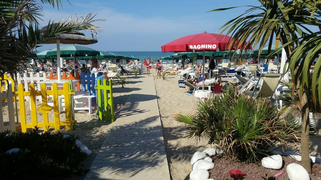 Hotel Caggiari Senigallia Bagian luar foto