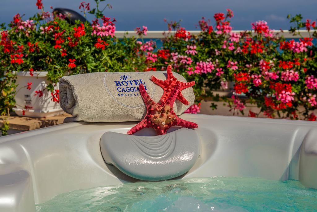 Hotel Caggiari Senigallia Bagian luar foto