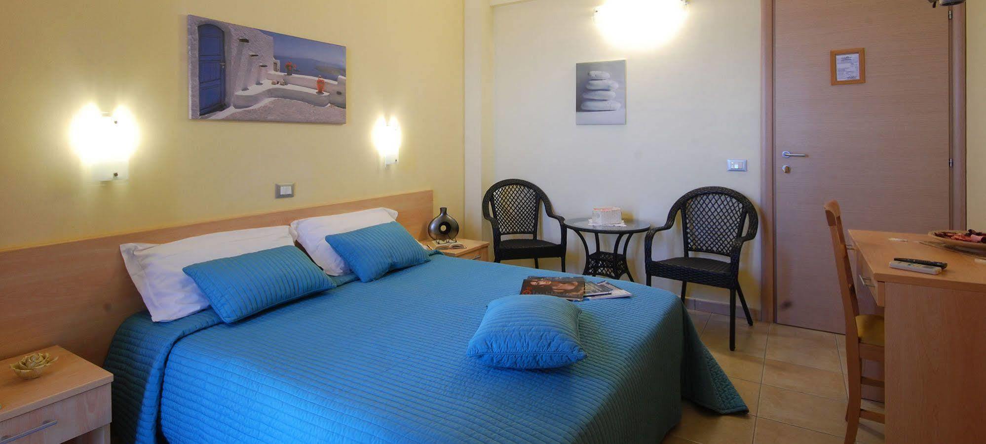 Hotel Caggiari Senigallia Bagian luar foto