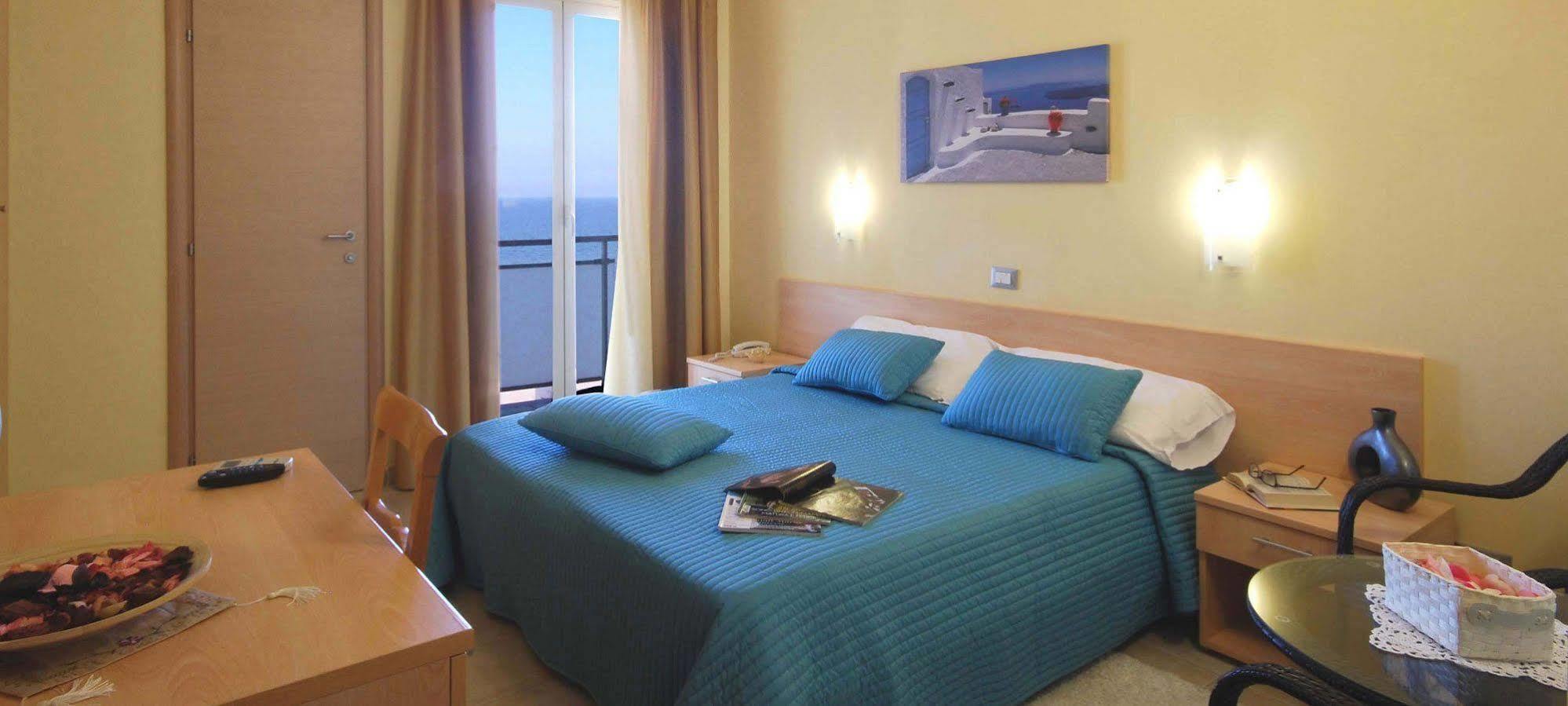 Hotel Caggiari Senigallia Bagian luar foto