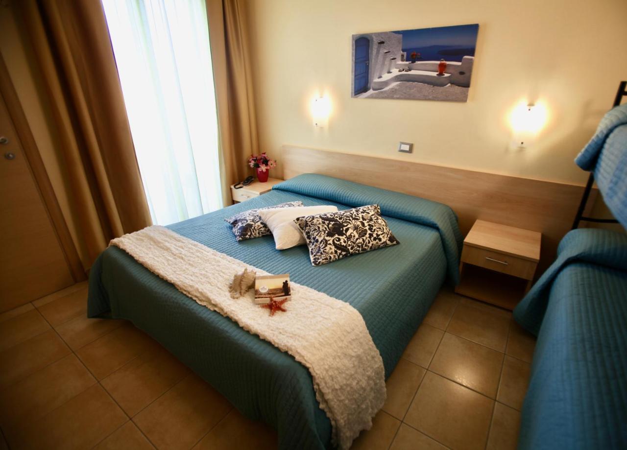 Hotel Caggiari Senigallia Bagian luar foto